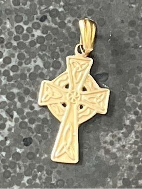 Gold Celtic Cross Pendant